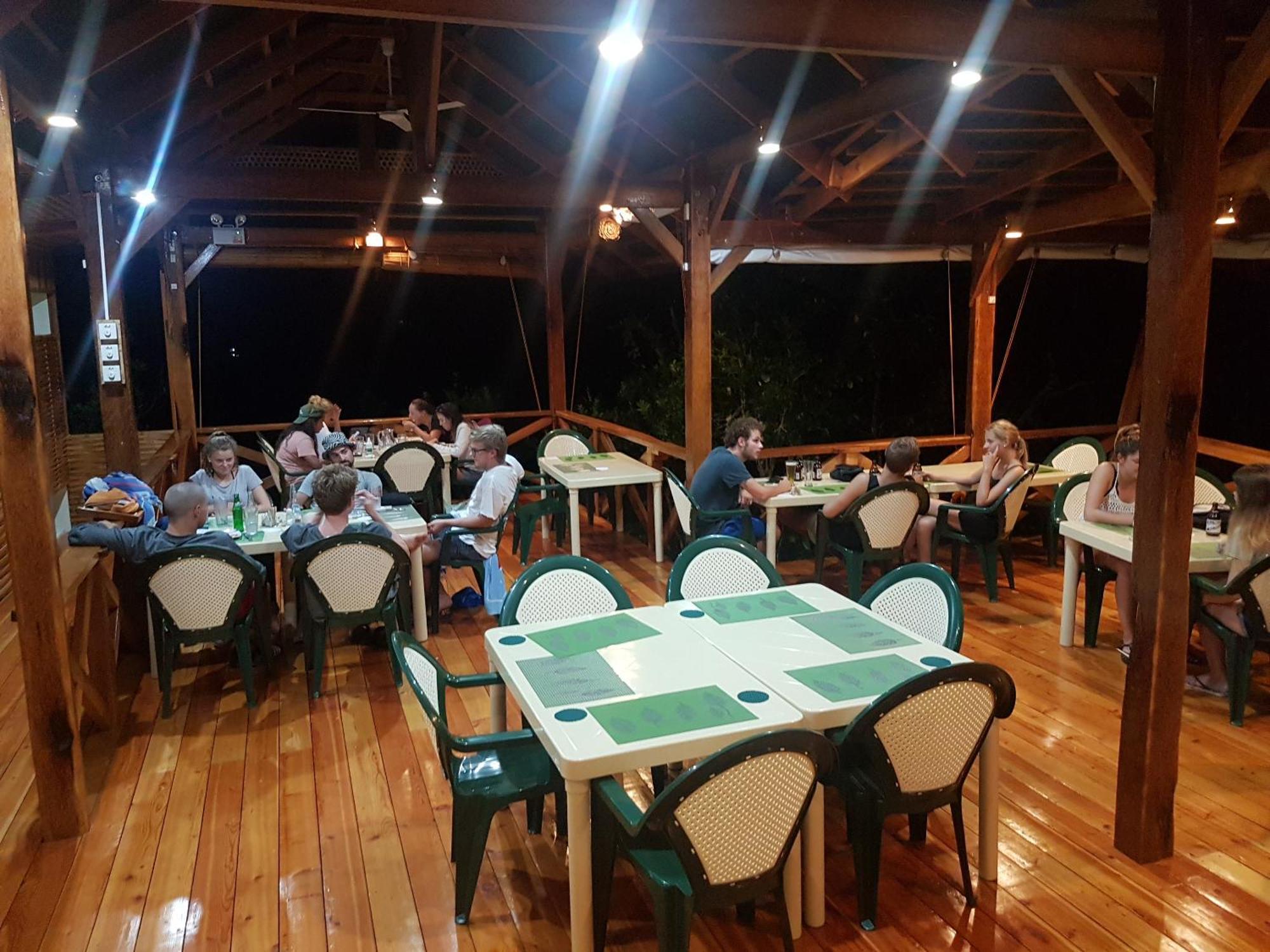 Eskapo Verde Lodge Moalboal Badian Eksteriør bilde